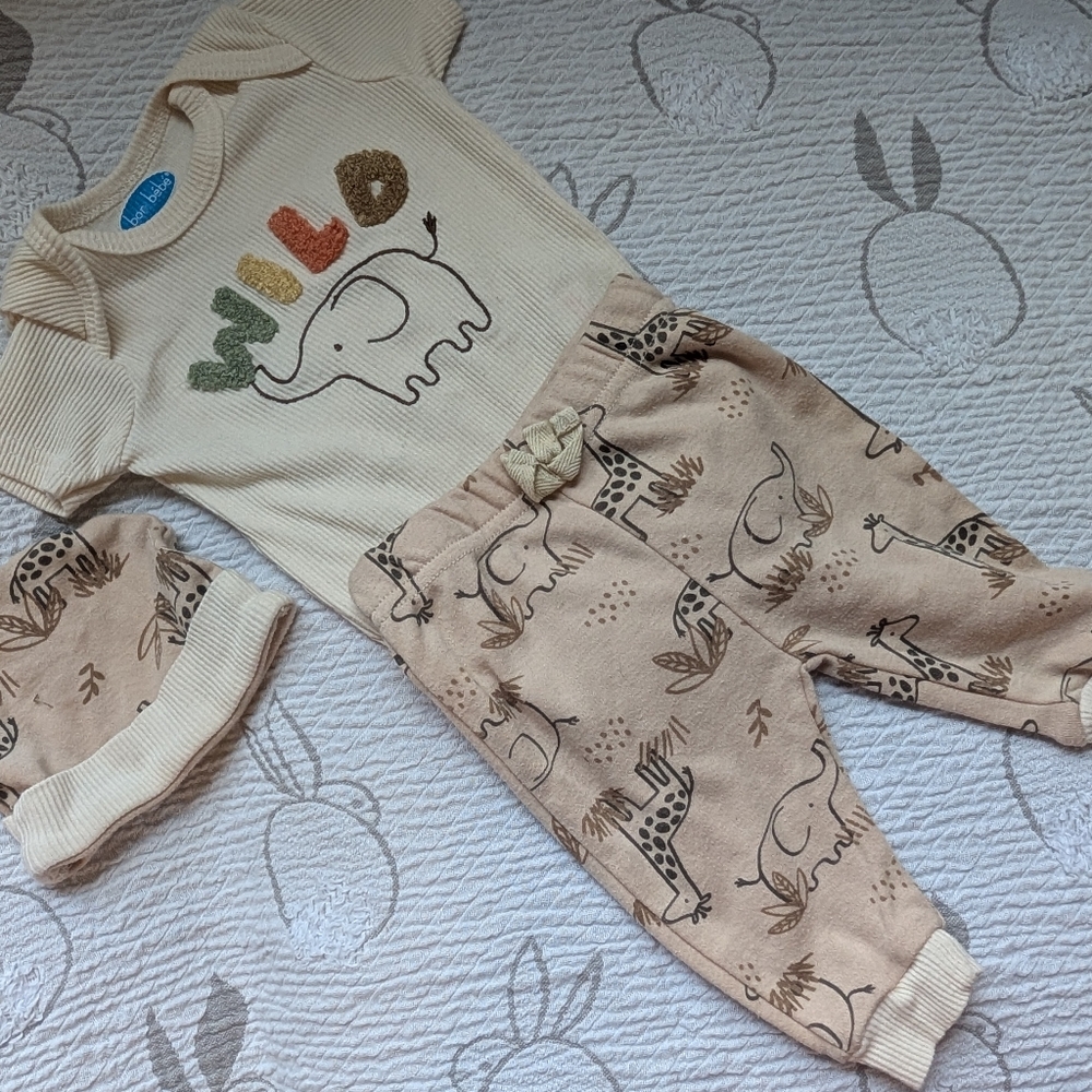 Bon Bebe Cream Wild Animal Footie Set